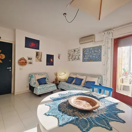 Le Fioriere Con Box Privato דירה